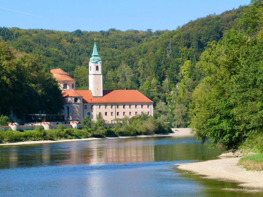 Chalet An Der Donau Direkt Bei Regensburg, 5 Sterne Dtv Pentling Exterior foto